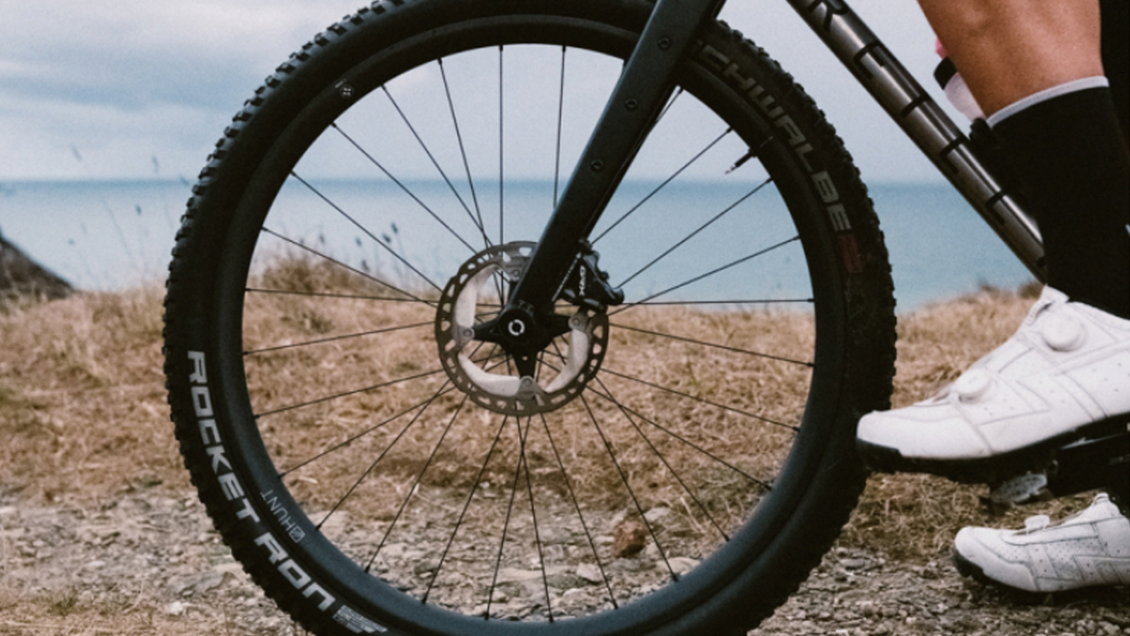 HUNT 650B Adventure Carbon Disc 輪組產品圖片