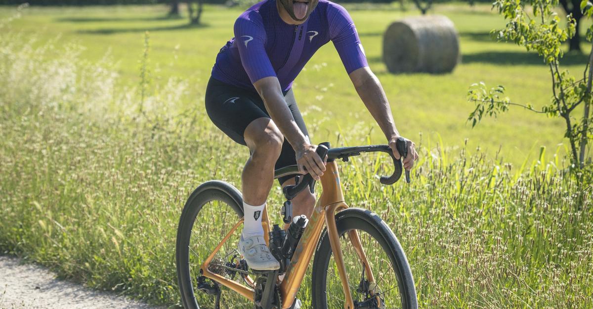 Velora Cycling Pinarello X Series first ride source image for YOYO bicycle industry report
