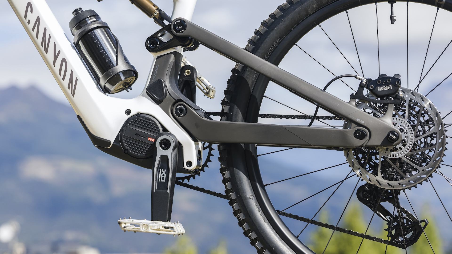 NSMB Canyon Spectral:ON CF 9 首騎 source image for YOYO bicycle industry report